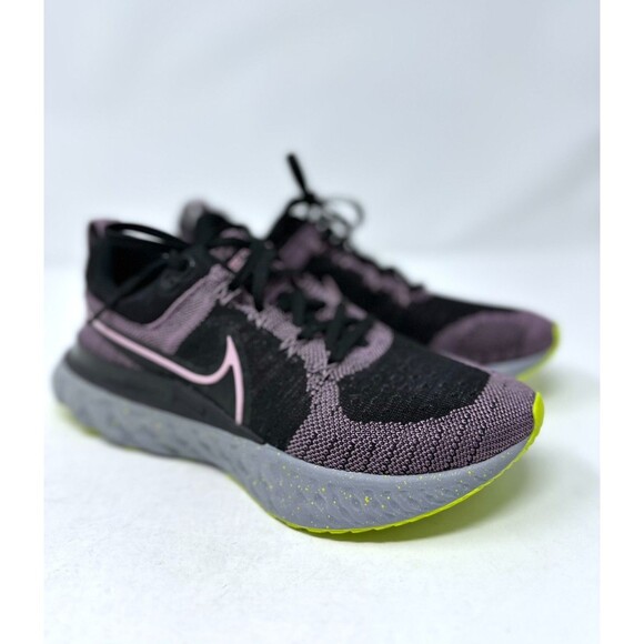Nike React Infinity Run Flyknit 2 Running Sneaker Purple Women's 7 CT2423 500 - Picture 4 of 10